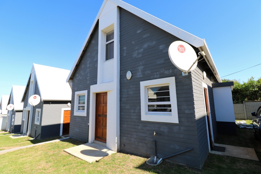 3 Bedroom Property for Sale in Sunnyridge Eastern Cape